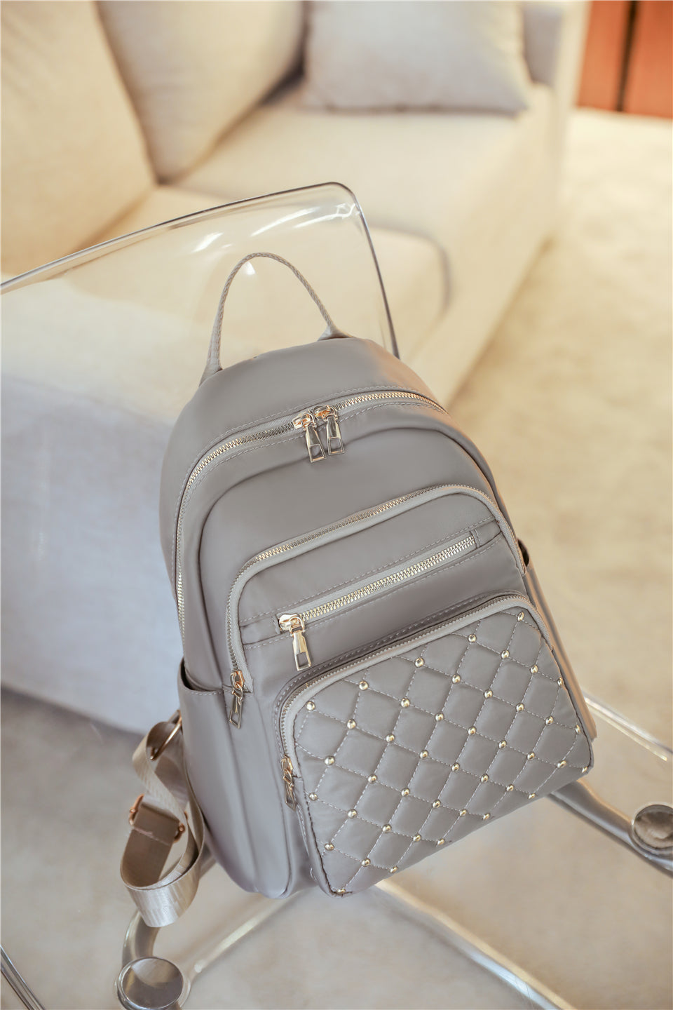 High-Quality Nylon / 2 colors